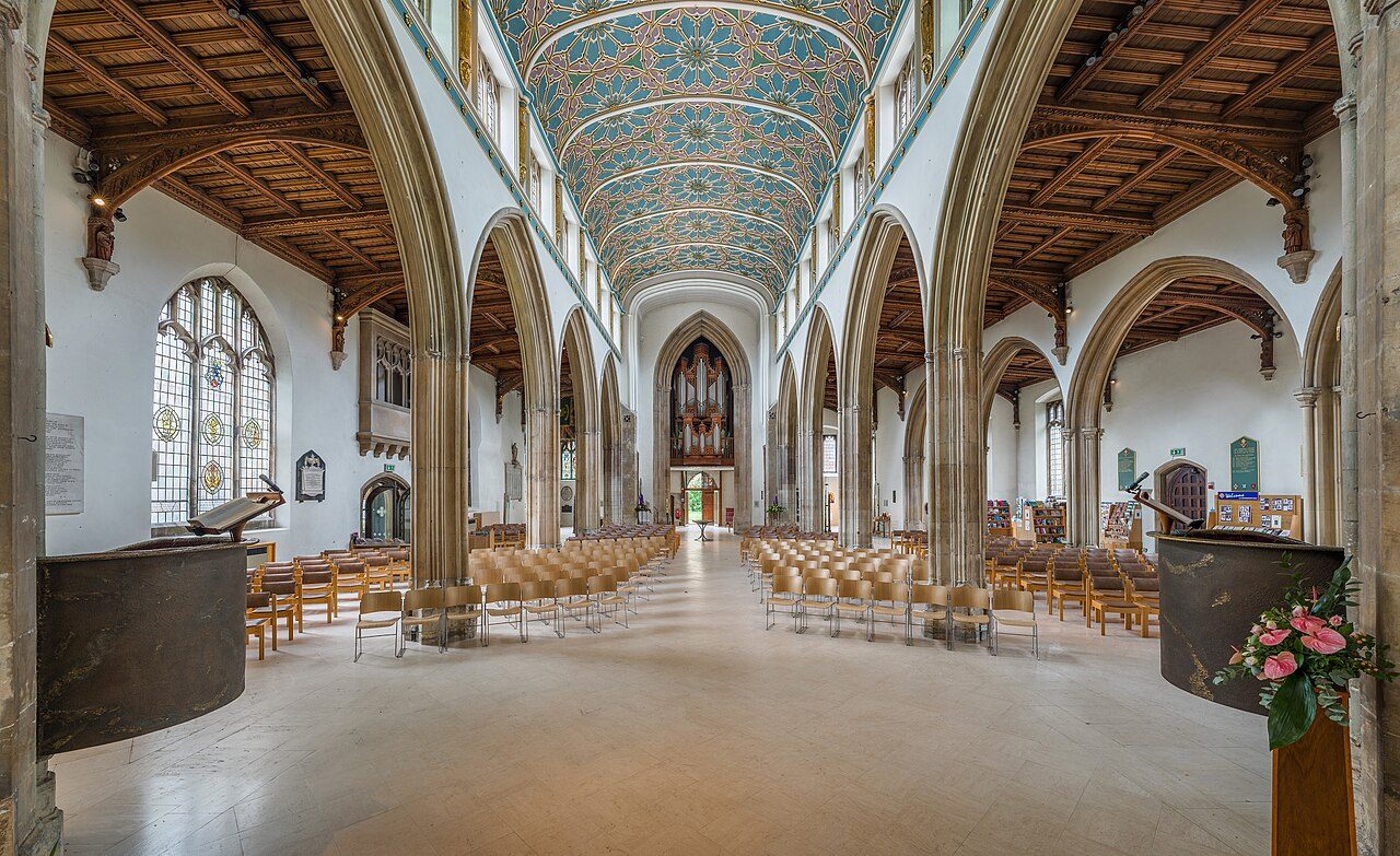 The nave of Chelmsford Cathedral